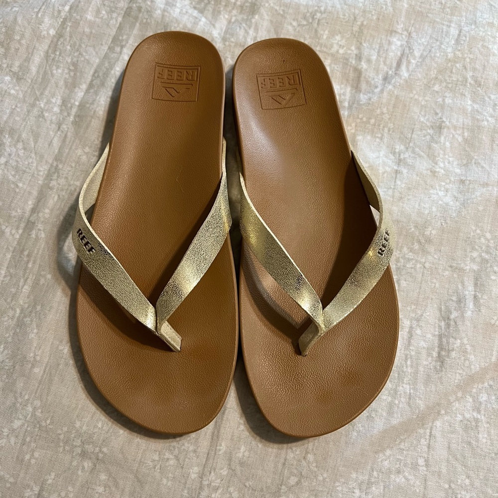 Reef Cushion Court Flip Flops Women’s Size 8